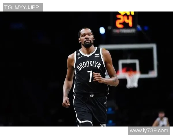 杜兰特回顾职业旅程：离勇士后冠军重现，辗转球队体验疯狂