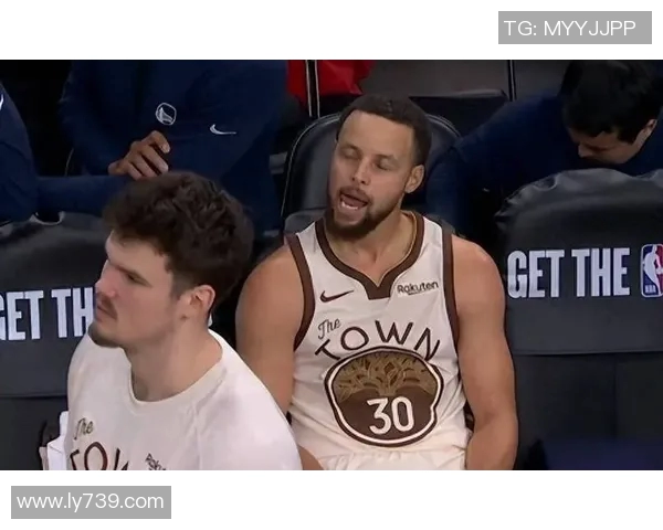 科尔遭驱逐勇士错失绝杀 库里、巴特勒、追梦均支持科尔的激烈反应